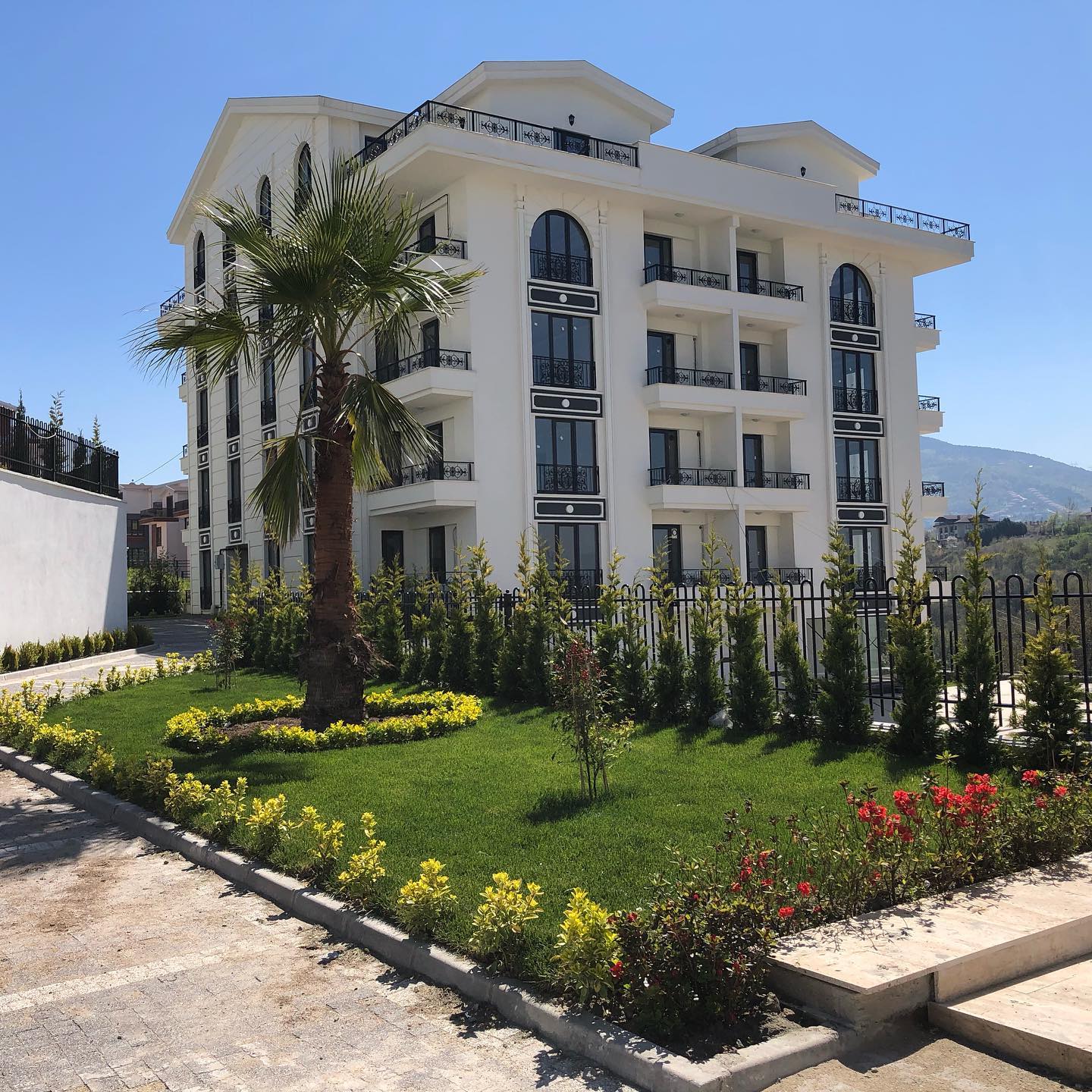 Akademik Elit Park Sitesi — peyzaj ve konut dış cephesi