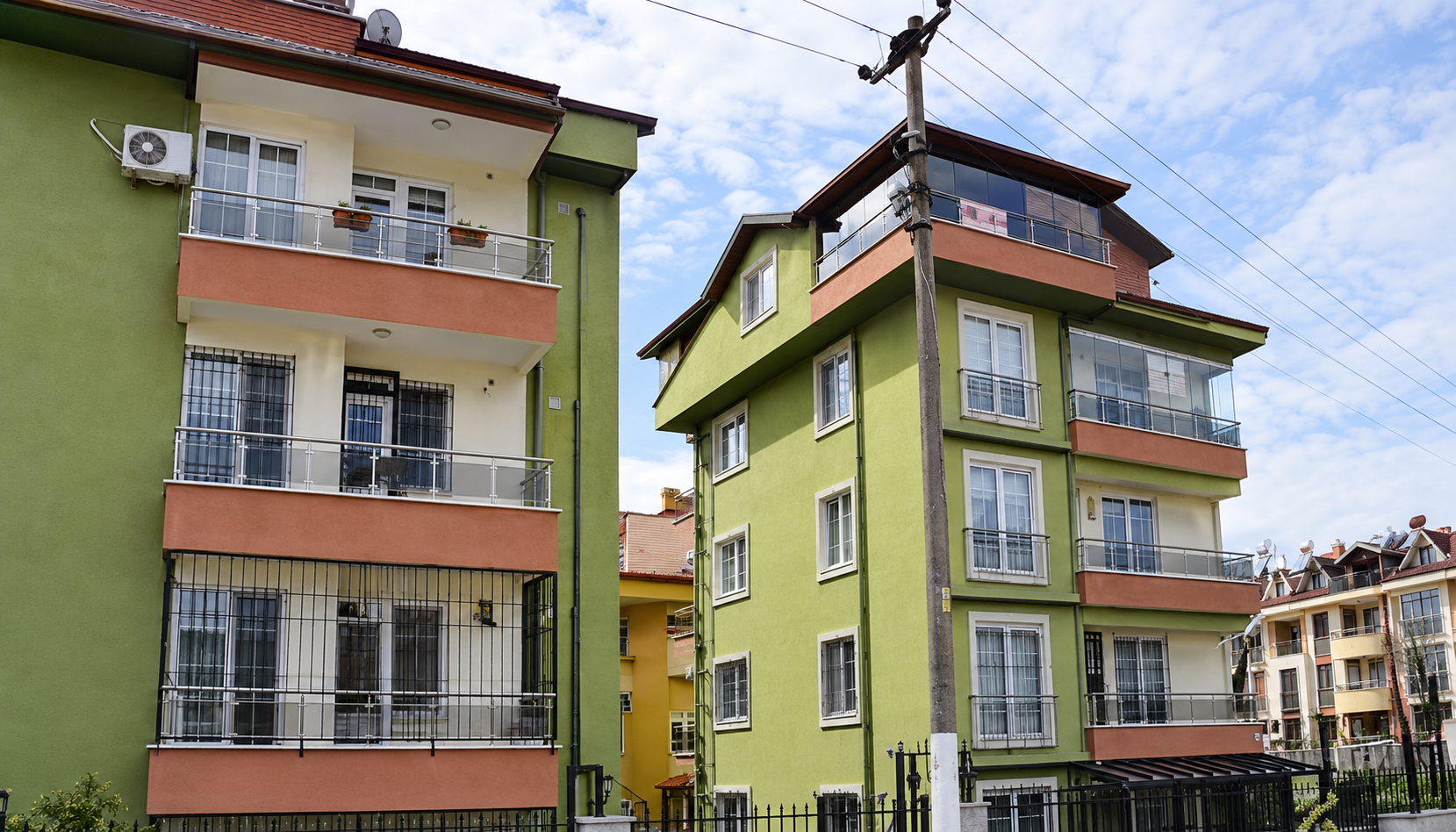 Plajyolu Erdağı Sitesi — blokların görünümü